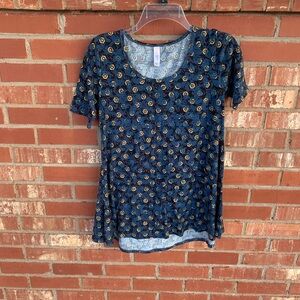 Lularoe shirt